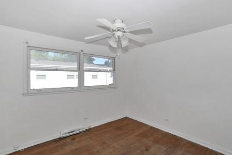 140 Highland Ave, Wheeling, IL 60090 photo 14