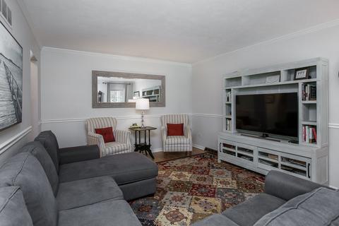 1739 Kay Rd, Wheaton, IL 60187 photo 12