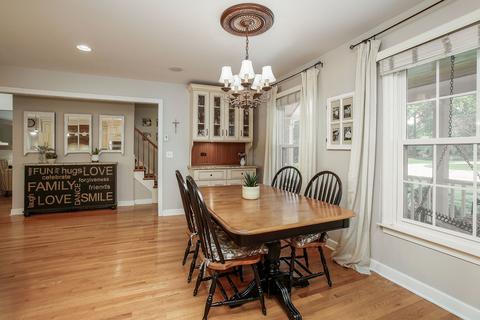 1739 Kay Rd, Wheaton, IL 60187 photo 10