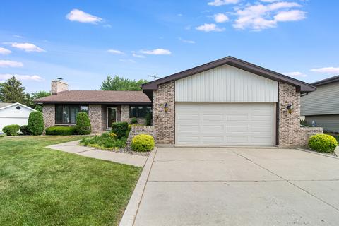 10925 Stephen Ct, Mokena, IL 60448 photo 1