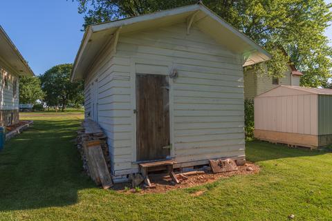 402 E Hack St, Cullom, IL 60929 photo 37