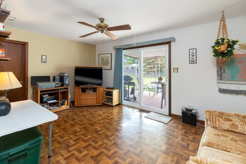 2755 Eisenhower Dr, Des Plaines, IL 60018 photo 12