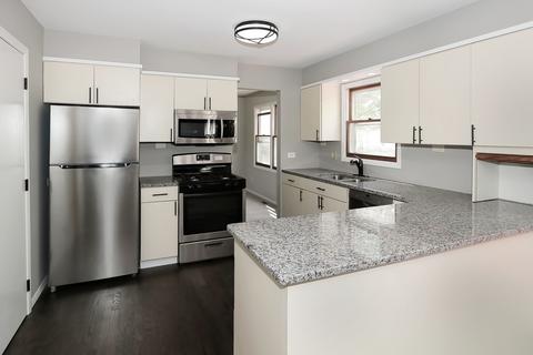 1275 W Dovington Dr, Hoffman Estates, IL 60169 photo 8