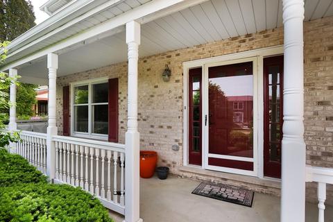 1275 W Dovington Dr, Hoffman Estates, IL 60169 photo 2