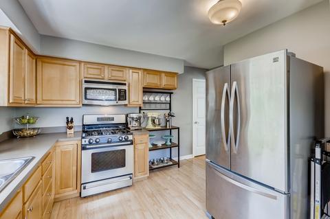 1427 Daly Rd, Wheaton, IL 60187 photo 10