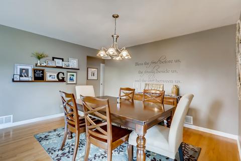 1427 Daly Rd, Wheaton, IL 60187 photo 7