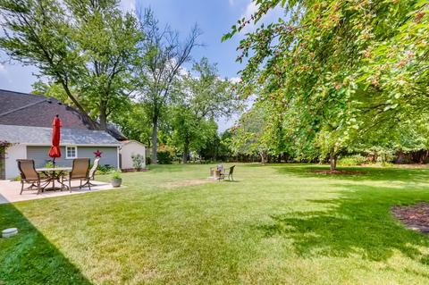 1427 Daly Rd, Wheaton, IL 60187 photo 23