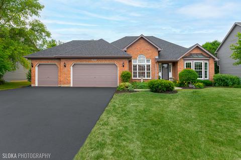 3571 Bunker Hill Dr, Algonquin, IL 60102 photo 1
