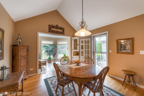3571 Bunker Hill Dr, Algonquin, IL 60102 photo 6