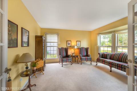 3571 Bunker Hill Dr, Algonquin, IL 60102 photo 2