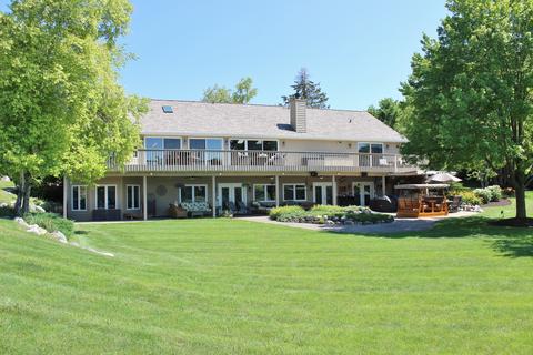 312 Bay Rd, Mchenry, IL 60051 photo 5