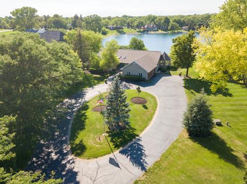 312 Bay Rd, Mchenry, IL 60051 photo 1