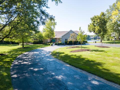 312 Bay Rd, Mchenry, IL 60051 photo 2