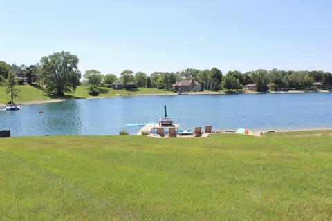 312 Bay Rd, Mchenry, IL 60051 photo 40