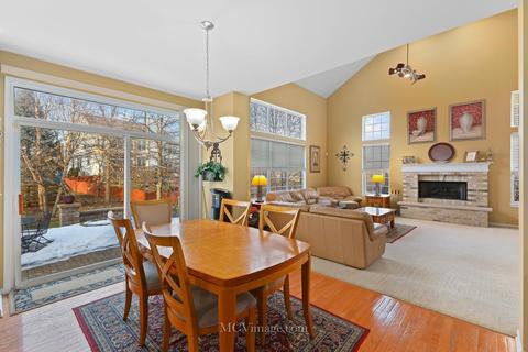 26204 Mapleview Dr, Plainfield, IL 60585 photo 9