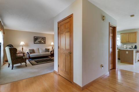 1603 Torrey Pines Rd, Normal, IL 61761 photo 3