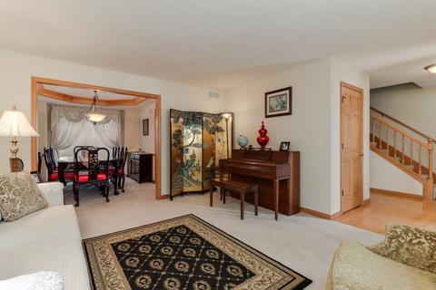1603 Torrey Pines Rd, Normal, IL 61761 photo 4