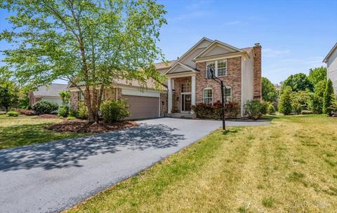 4151 Bunker Hill Dr, Algonquin, IL 60102 photo 1