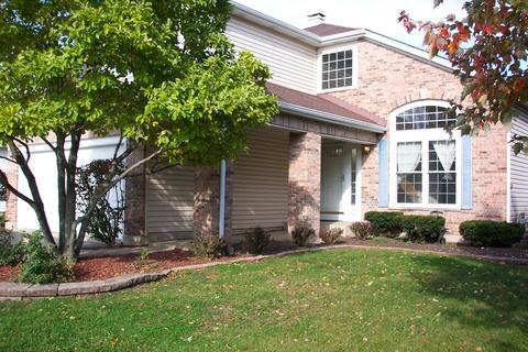 813 Seacrest Ln, Bartlett, IL 60103 photo 3