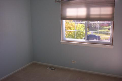 813 Seacrest Ln, Bartlett, IL 60103 photo 25
