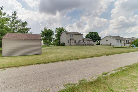 2236 Jennifer Ln, Normal, IL 61761 photo 11