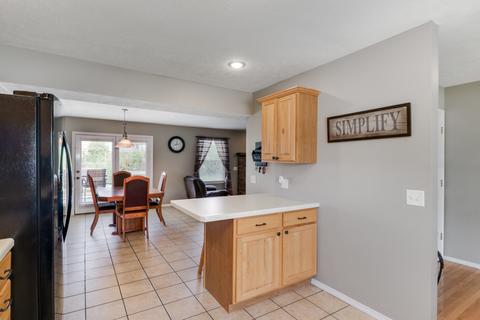 2236 Jennifer Ln, Normal, IL 61761 photo 18