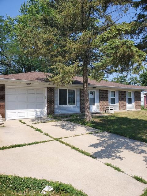 80 Waverly Dr, Elgin, IL 60120 photo 1