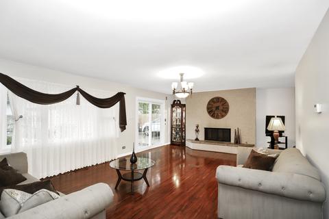 485 Audubon St, Hoffman Estates, IL 60169 photo 4