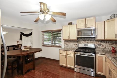 485 Audubon St, Hoffman Estates, IL 60169 photo 10