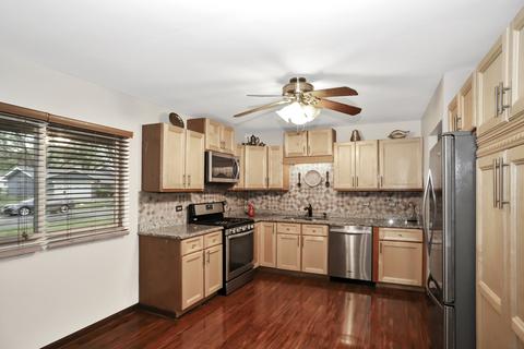 485 Audubon St, Hoffman Estates, IL 60169 photo 7