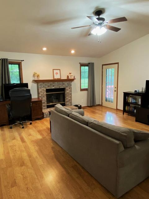 10 Edgewood Ct, Bloomington, IL 61701 photo 12