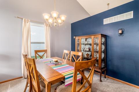 7505 Fordham Ln, Plainfield, IL 60586 photo 4