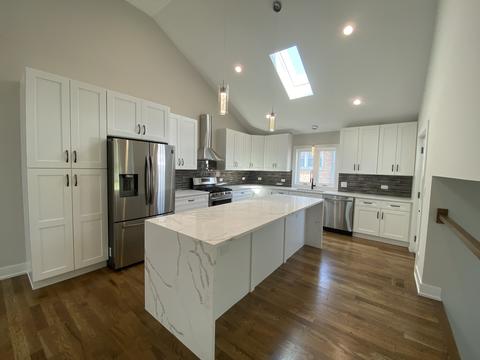 7449 Thomas Ave, Bridgeview, IL 60455 photo 11