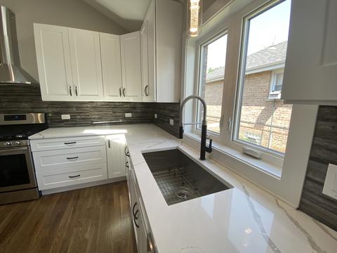 7449 Thomas Ave, Bridgeview, IL 60455 photo 10