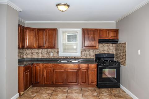 327 Ann St, Elgin, IL 60120 photo 6
