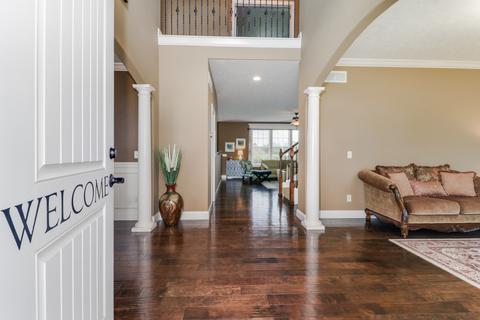 1206 Silver Oak Cir, Normal, IL 61761 photo 4