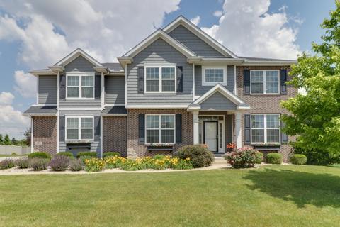 1206 Silver Oak Cir, Normal, IL 61761 photo 1