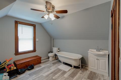 301 E Washington St, Le Roy, IL 61752 photo 22