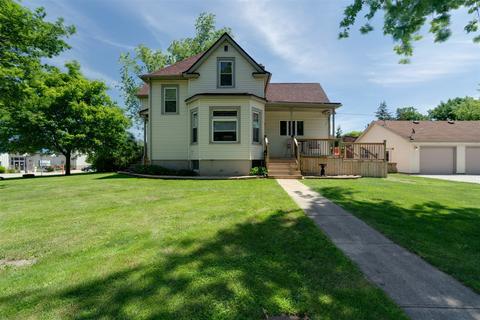 301 E Washington St, Le Roy, IL 61752 photo 1