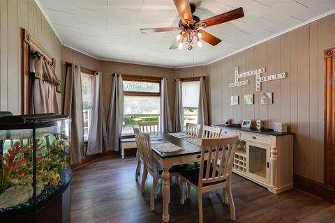 301 E Washington St, Le Roy, IL 61752 photo 6