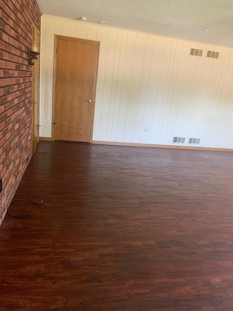 11447 Normandy Ave, Worth, IL 60482 photo 8