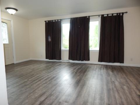 807 Paul St, Mchenry, IL 60051 photo 5