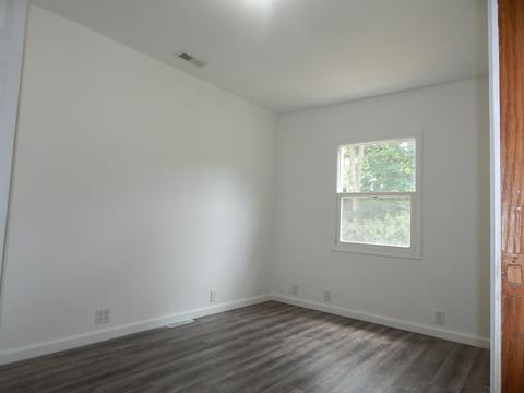 807 Paul St, Mchenry, IL 60051 photo 14