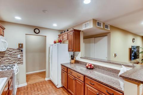 5101 Carriageway Dr #B311, Rolling Meadows, IL 60008 photo 7