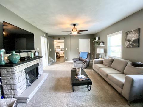 201 E Scott St, Odell, IL 60460 photo 5