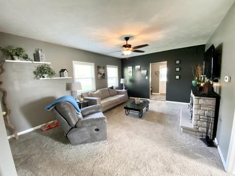 201 E Scott St, Odell, IL 60460 photo 6