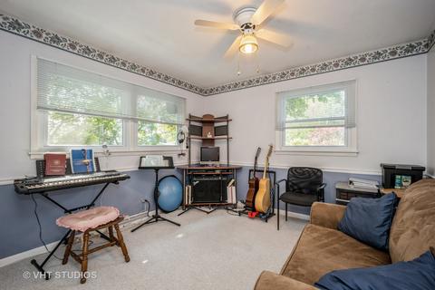 1131 E Juniper Ln, Mount Prospect, IL 60056 photo 12