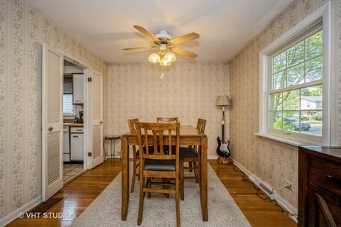 1131 E Juniper Ln, Mount Prospect, IL 60056 photo 6
