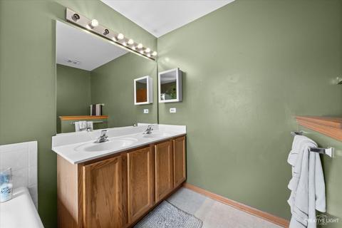 2203 Ashby Ln, Plainfield, IL 60586 photo 11