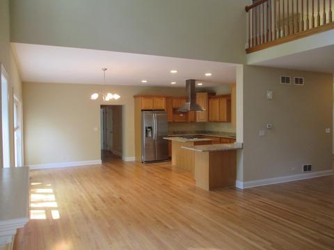 305 N Oak St, Itasca, IL 60143 photo 9